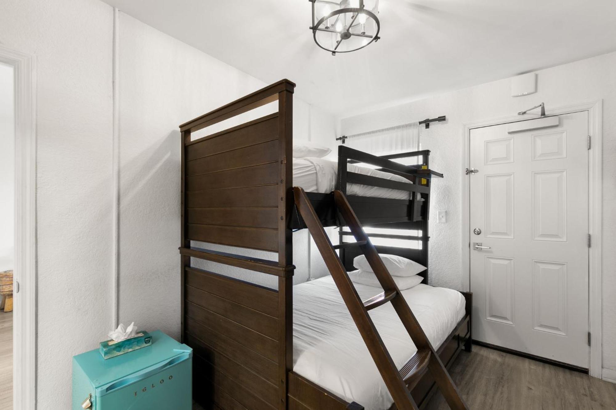 Hotel Cabana Клеруотер-Бич Номер фото